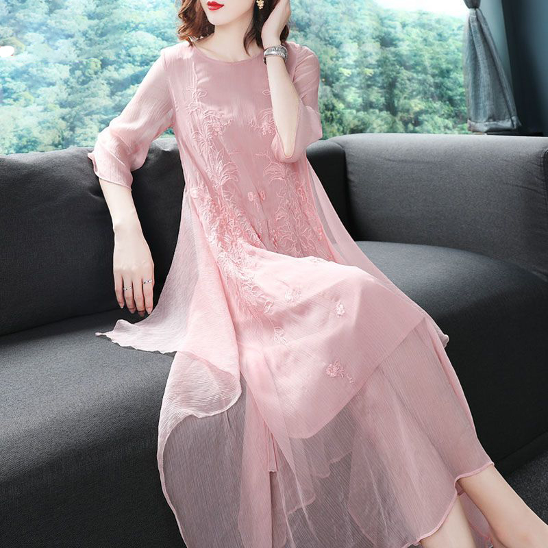 Summer Gauze Clothing - فستان سهرة أنيق بياقة دائرية وتطريز