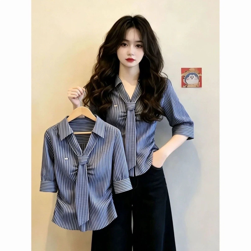 Summer Clothing Trends For Women - بلوزة أنيقة مخططة بأكمام قصيرة وياقة