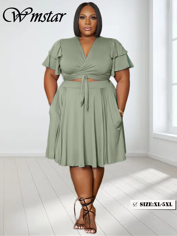 Summer Clothing Model - طقم تنورات وجيوب صغيرة برقبة V
