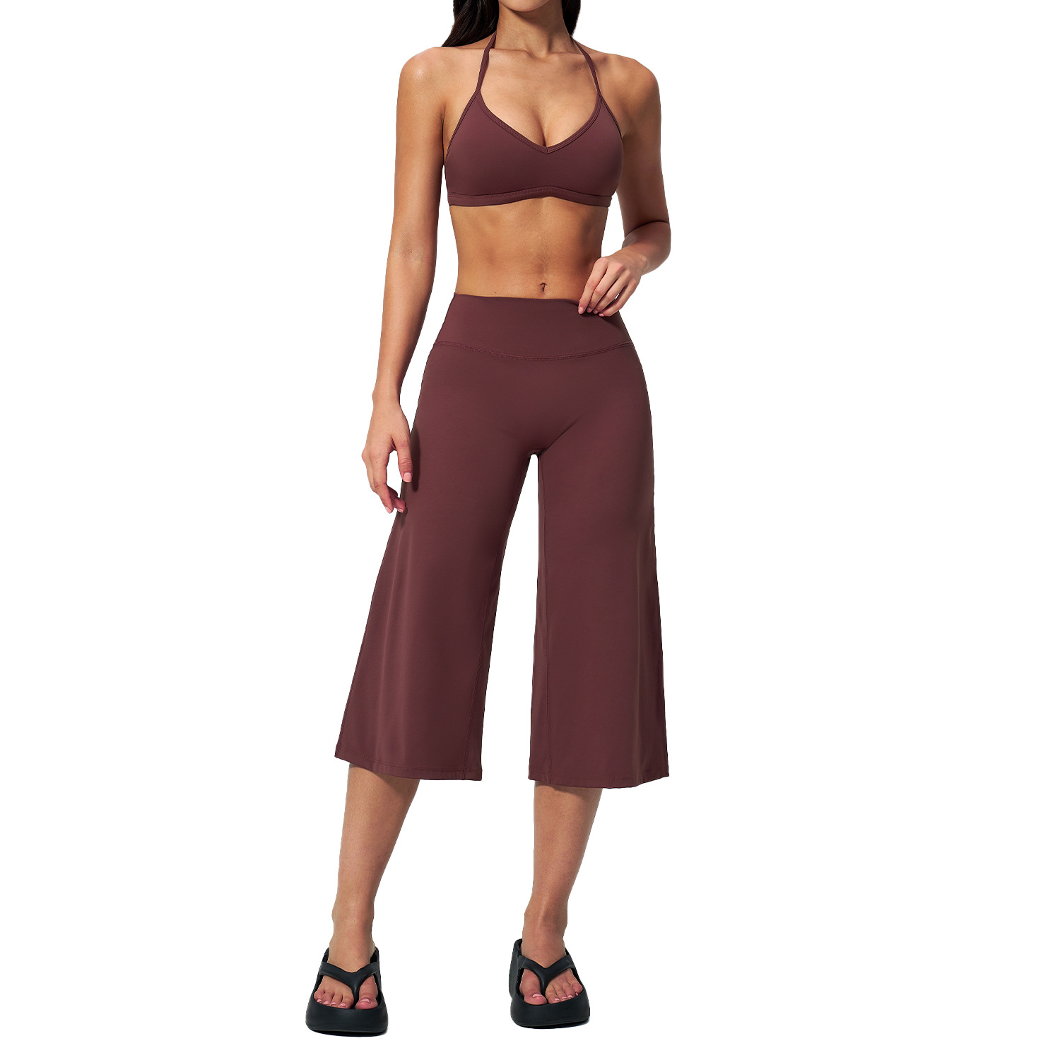 حمالات صدر رياضية عالية الجودة - مراجعة Summer Clothing Model وسعره