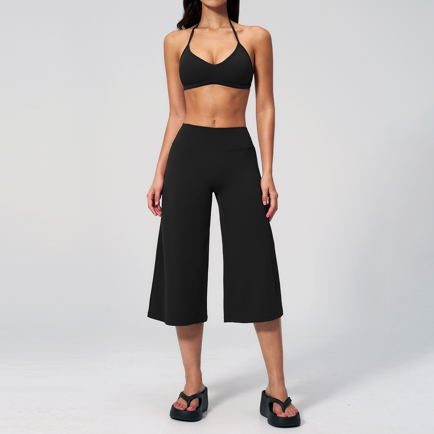 حمالات صدر رياضية عالية الجودة - مراجعة Summer Clothing Model وسعره